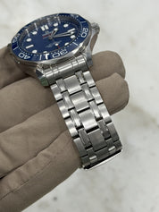 Omega Seamaster Date 300m Diver Blue Ceramic Men's Watch 210.30.42.20.03.001