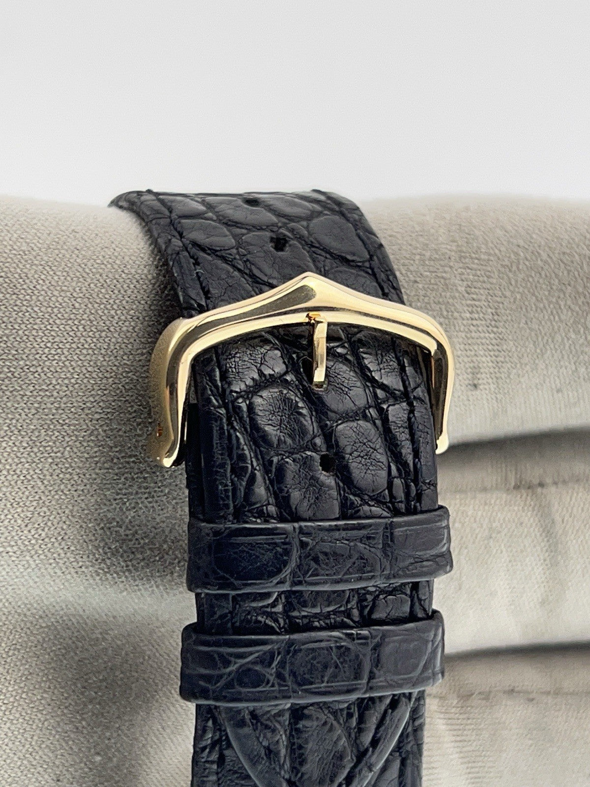 Cartier Tank Solo 18k Yellow Gold Silver Dial 27mm Quartz Men's Watch W1018855