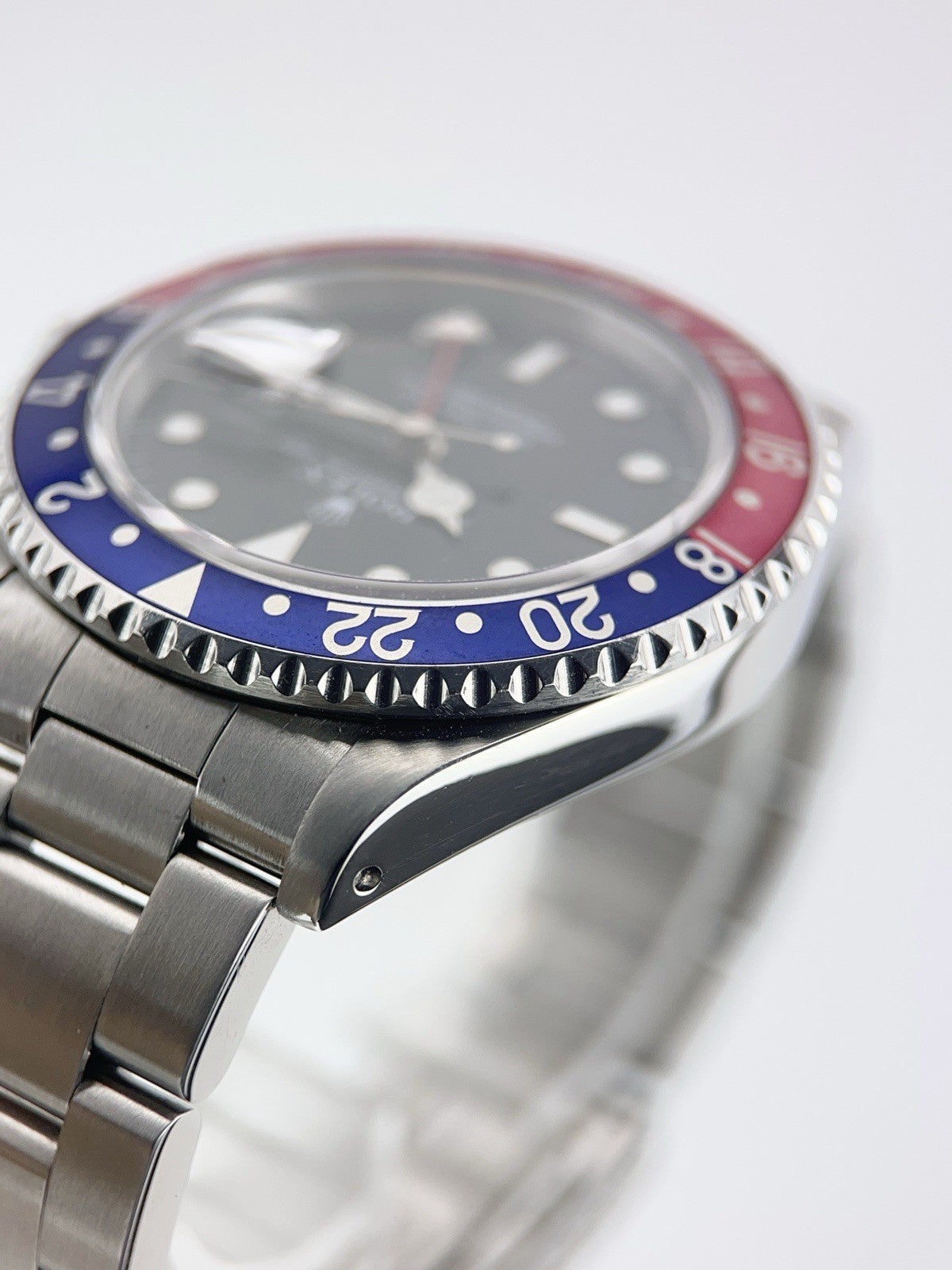 Rolex GMT-Master II Stainless Steel Black Dial 40mm Automatic Mens Watch 16700