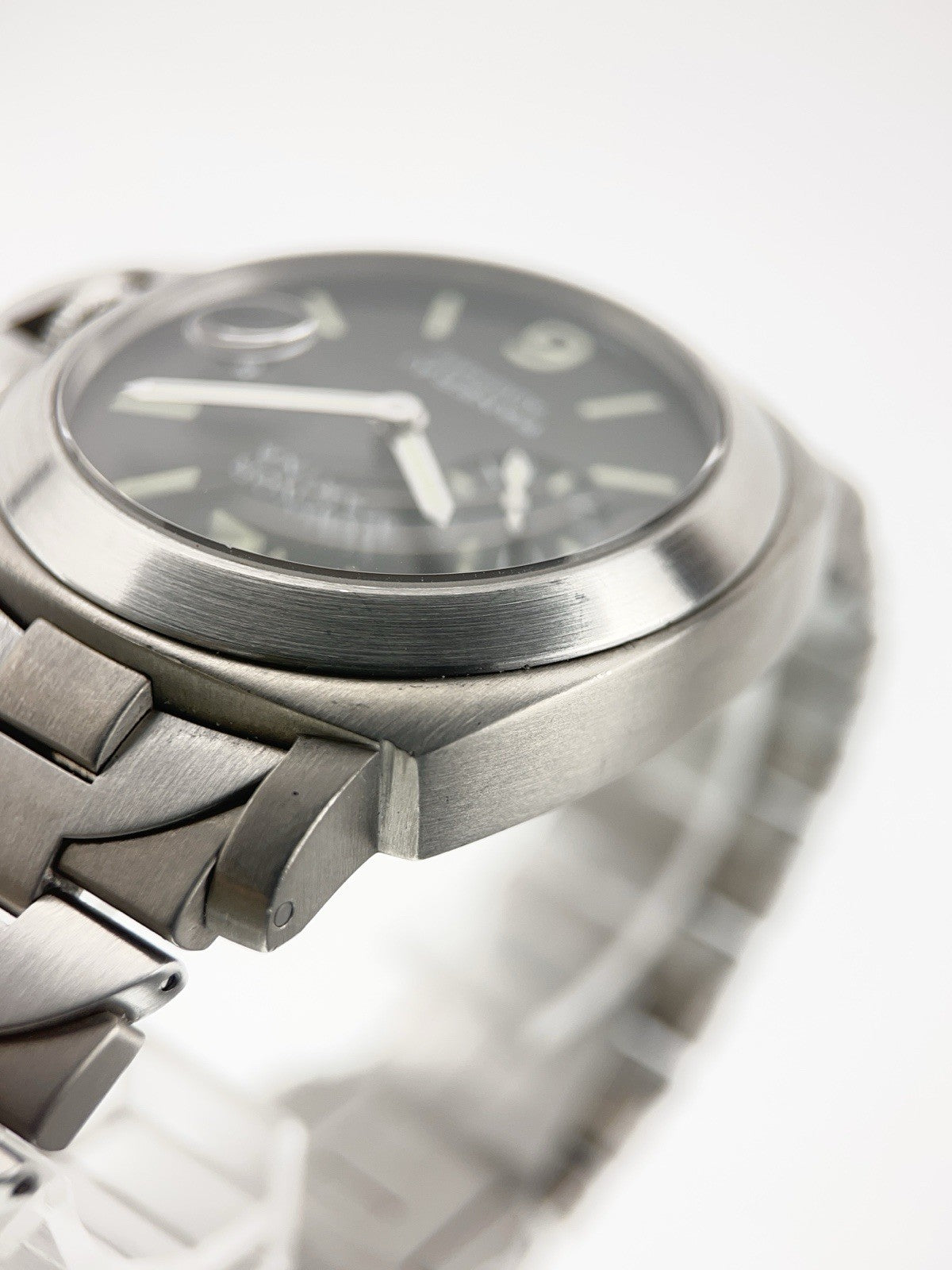 Panerai Luminor Date PAM00221