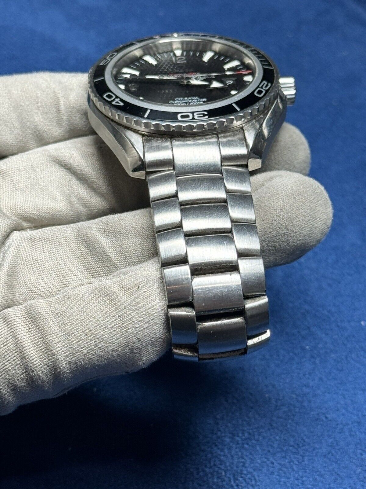 OMEGA Seamaster 007 James Bond Watch Quantum Of Solace 222.30.46.20.01.001