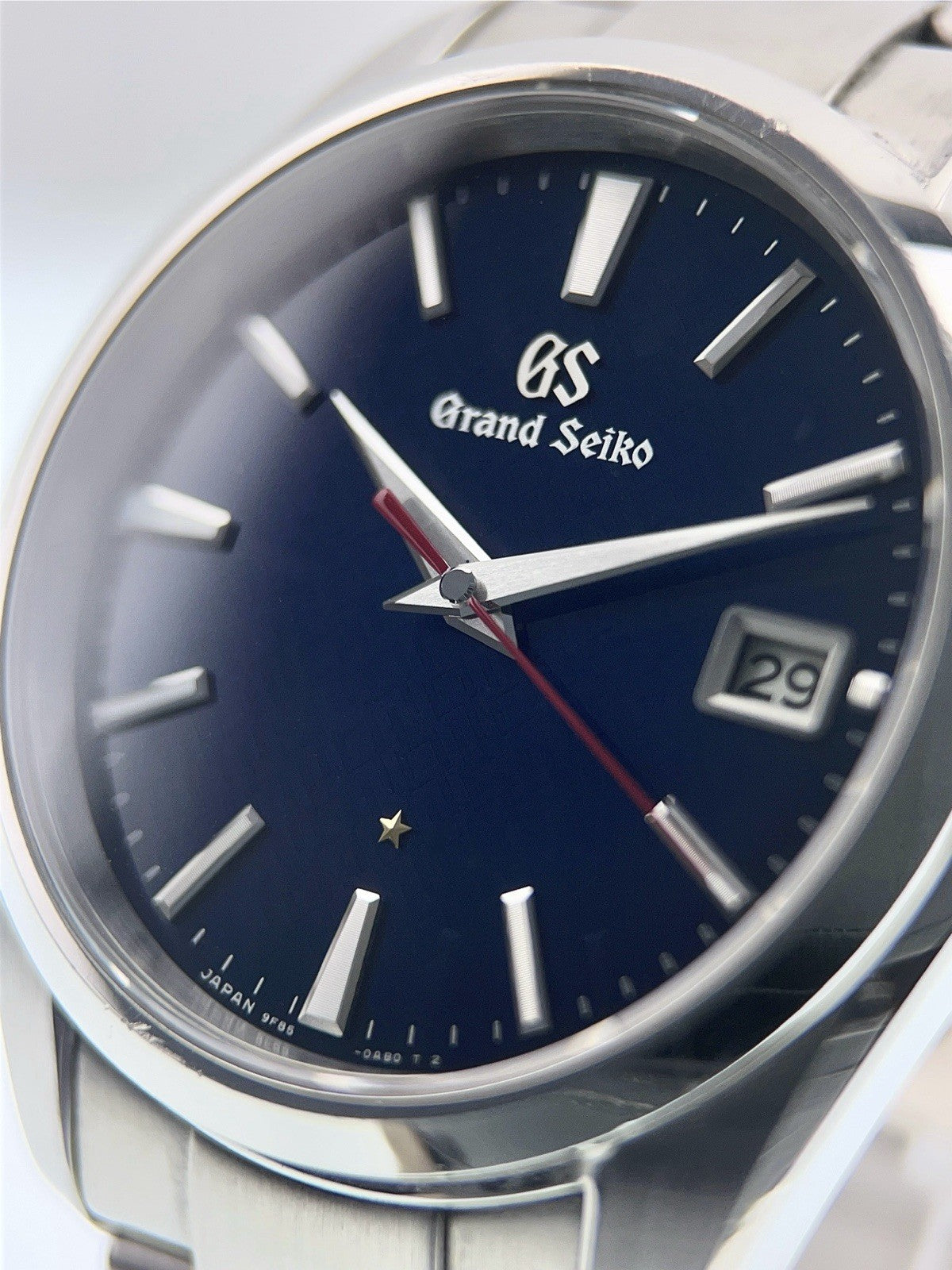 Grand Seiko Stainless Steel Blue Dial 40mm Quartz Movement Mens Watch SBGP007