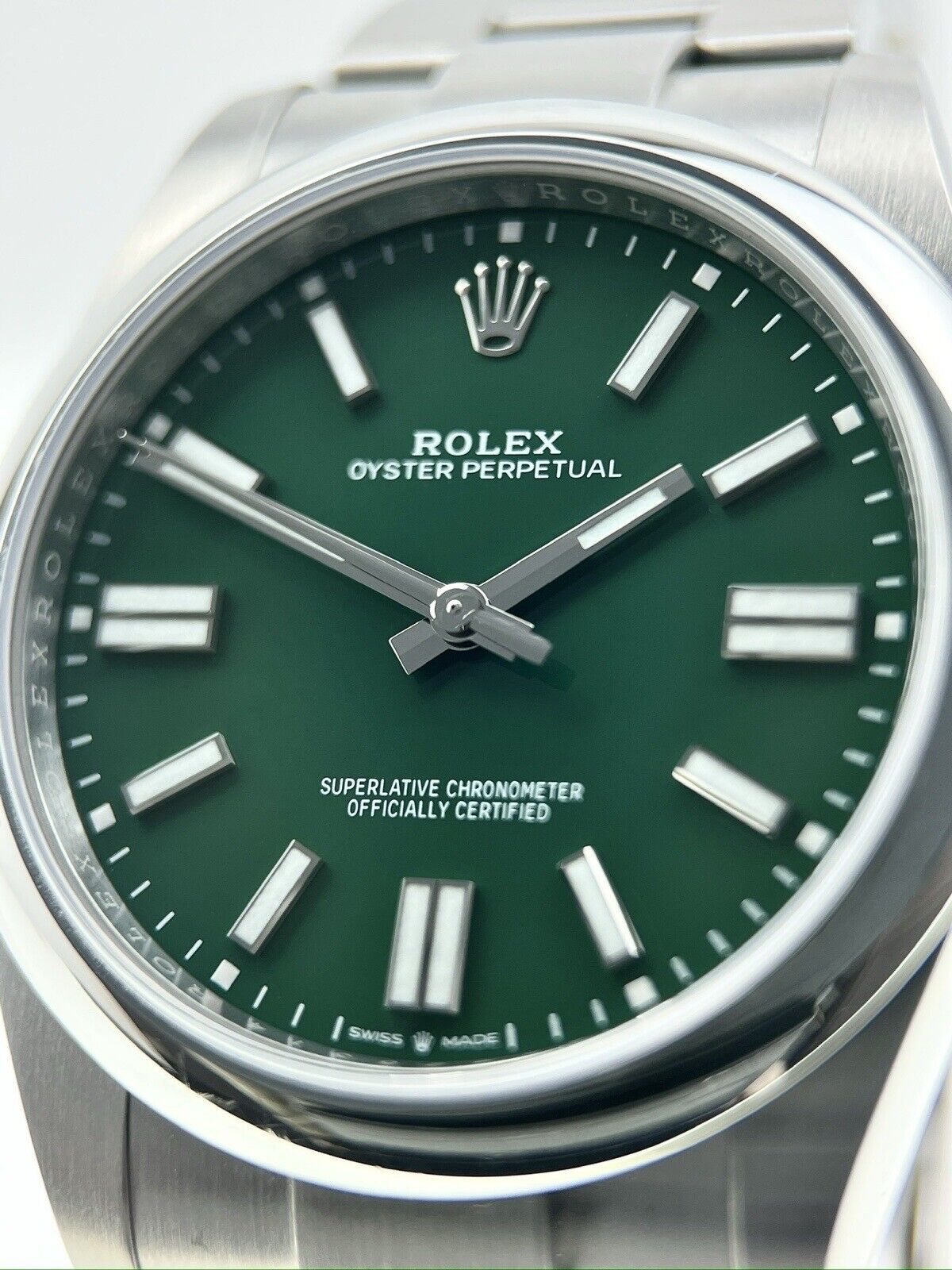 2023 Rolex Oyster Perpetual 41 Green Dial 124300 Automatic Watch - Box/Papers