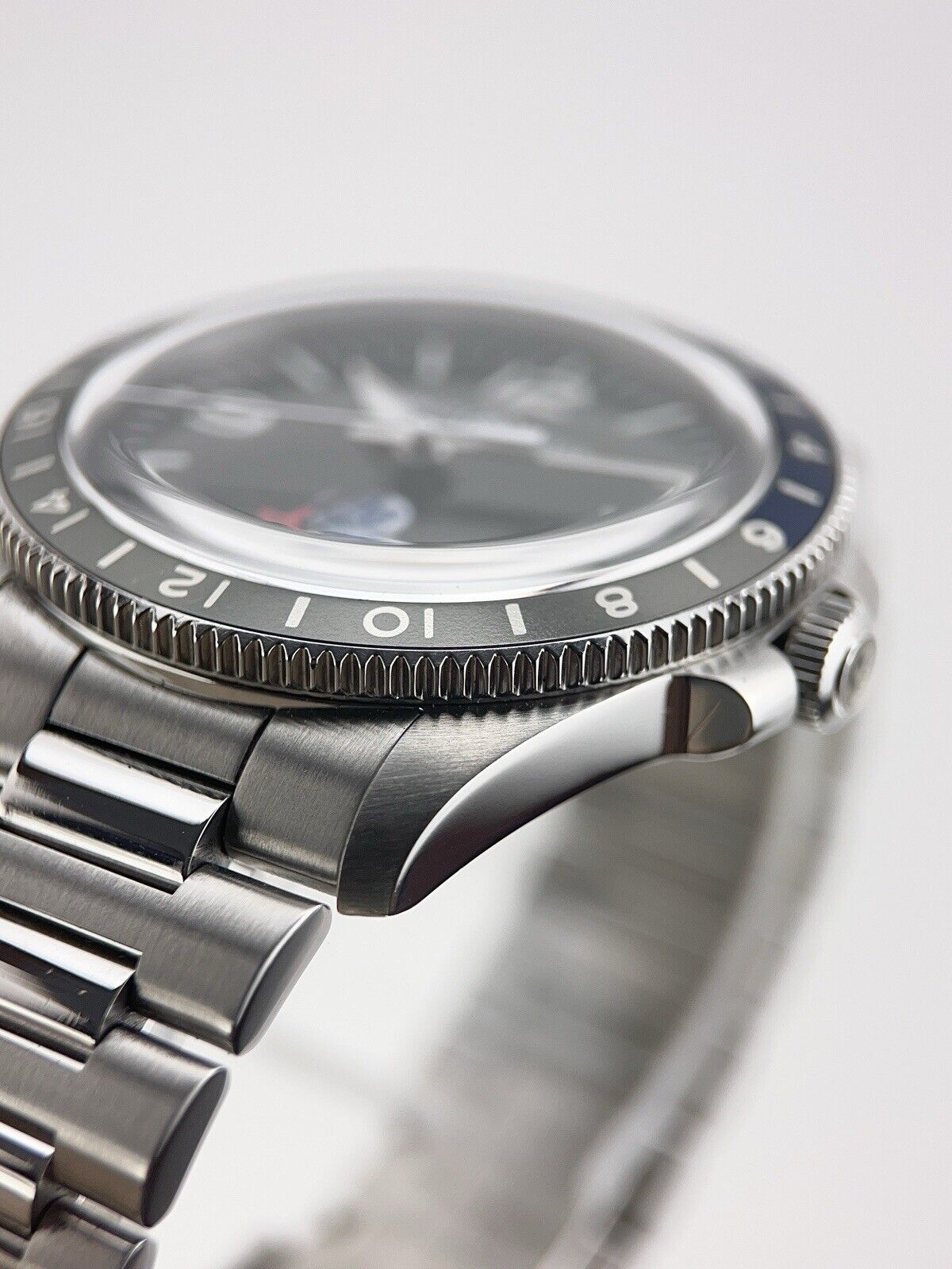 Bell & Ross V2 BRV2-93 Air France | Birmingham Luxury Watches in Michigan