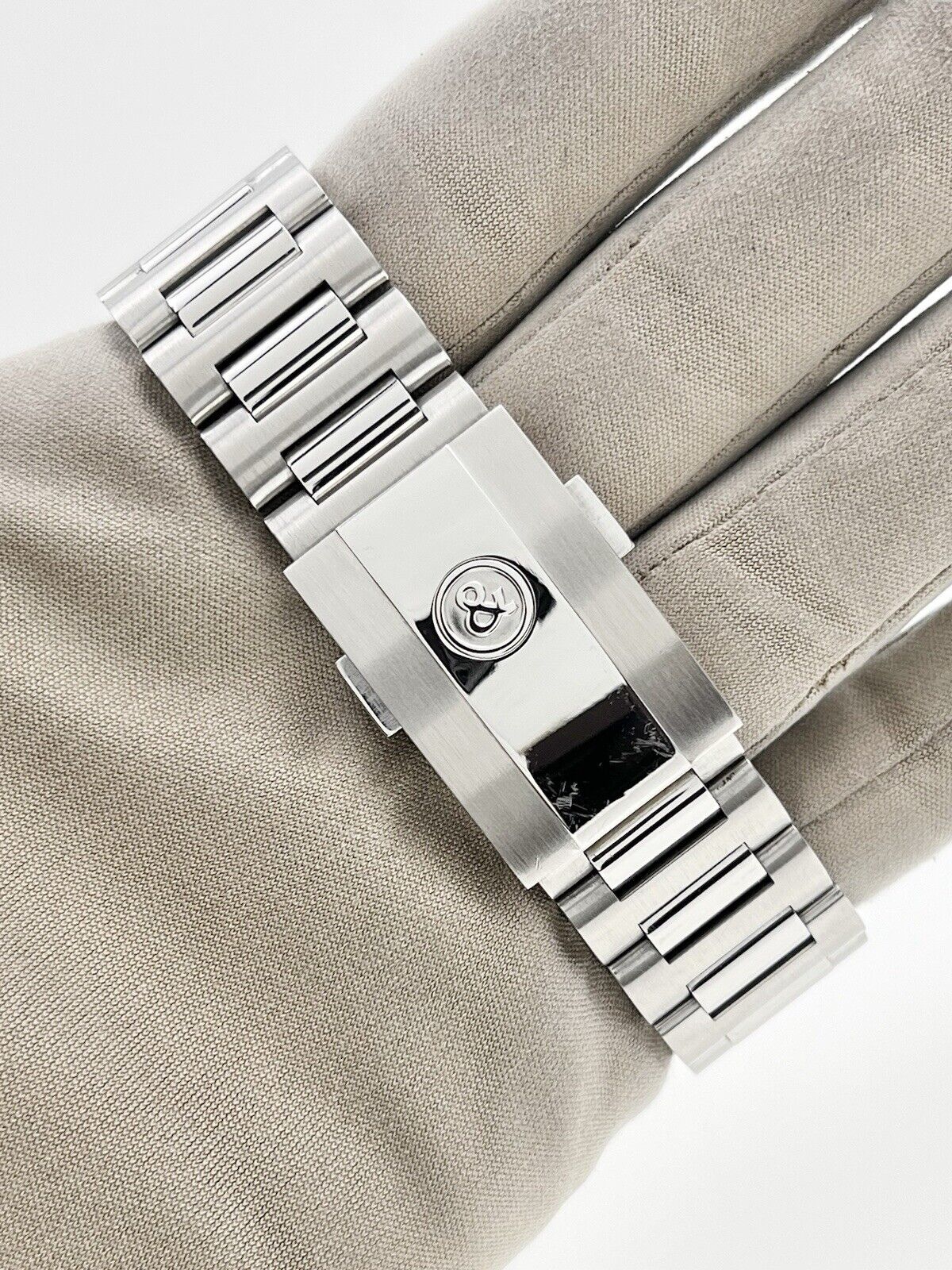 Bell & Ross V2 BRV2-93 Air France | Birmingham Luxury Watches in Michigan