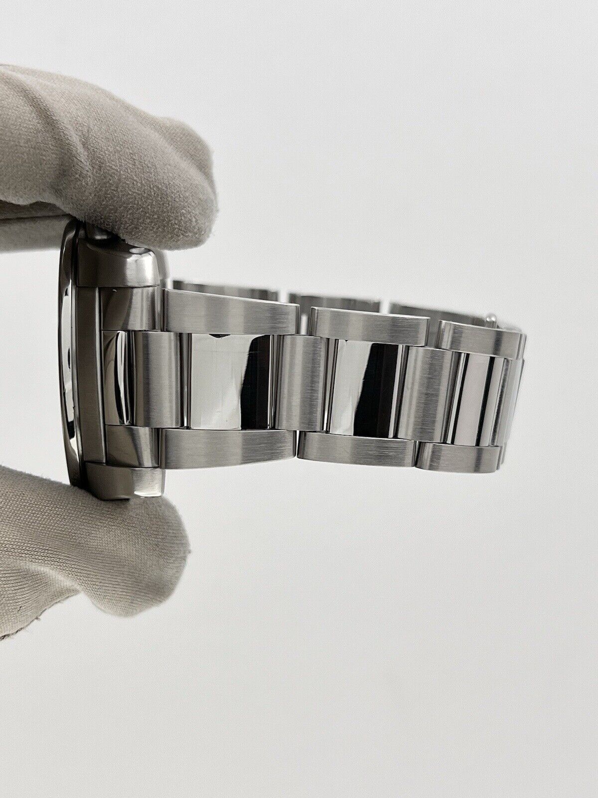 Mens Calibre de Cartier 42mm Stainless Steel Automatic W7100041