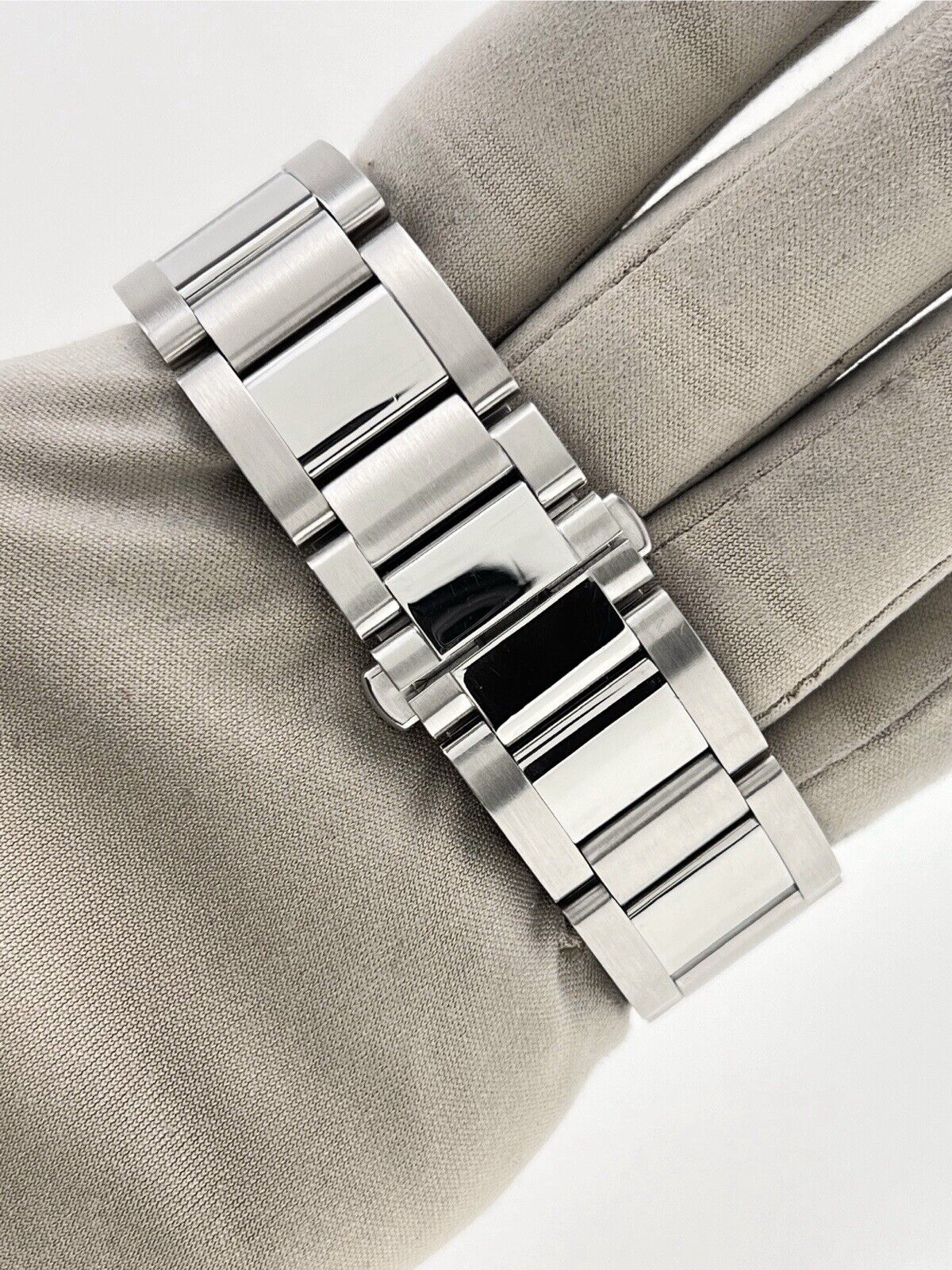 Mens Calibre de Cartier 42mm Stainless Steel Automatic W7100041