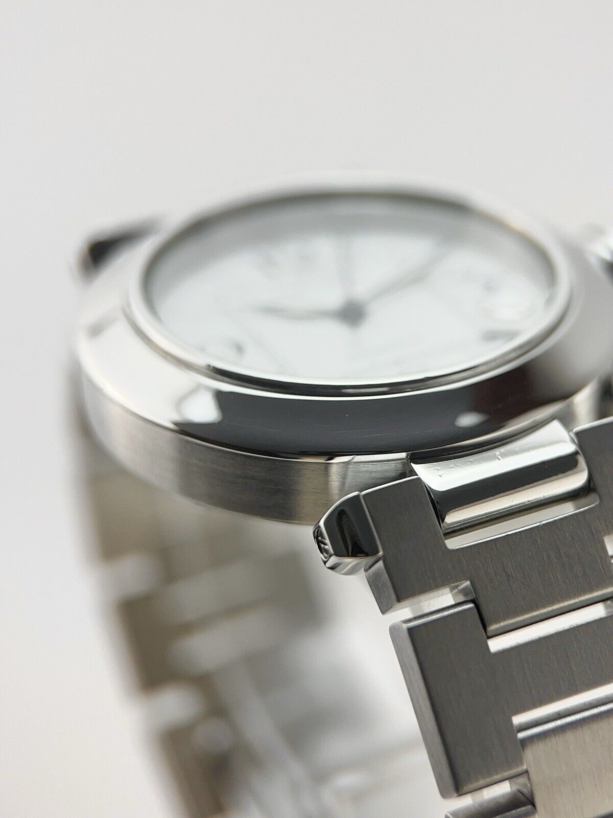 Cartier Pasha C Stainless Steel 35mm Automatic W31074M7 White Dial Watch