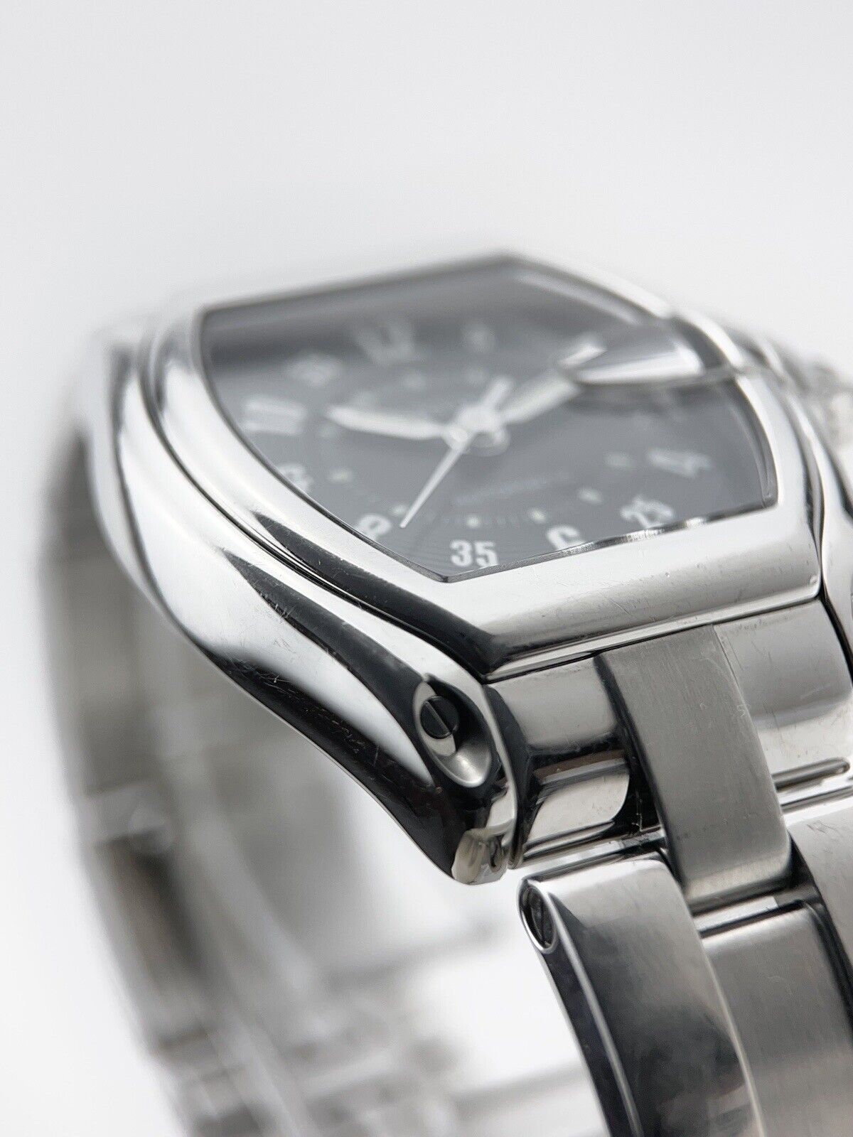 Cartier Roadster 39mm Stainless Steel Automatic 2510 Men's Black Dial Watch