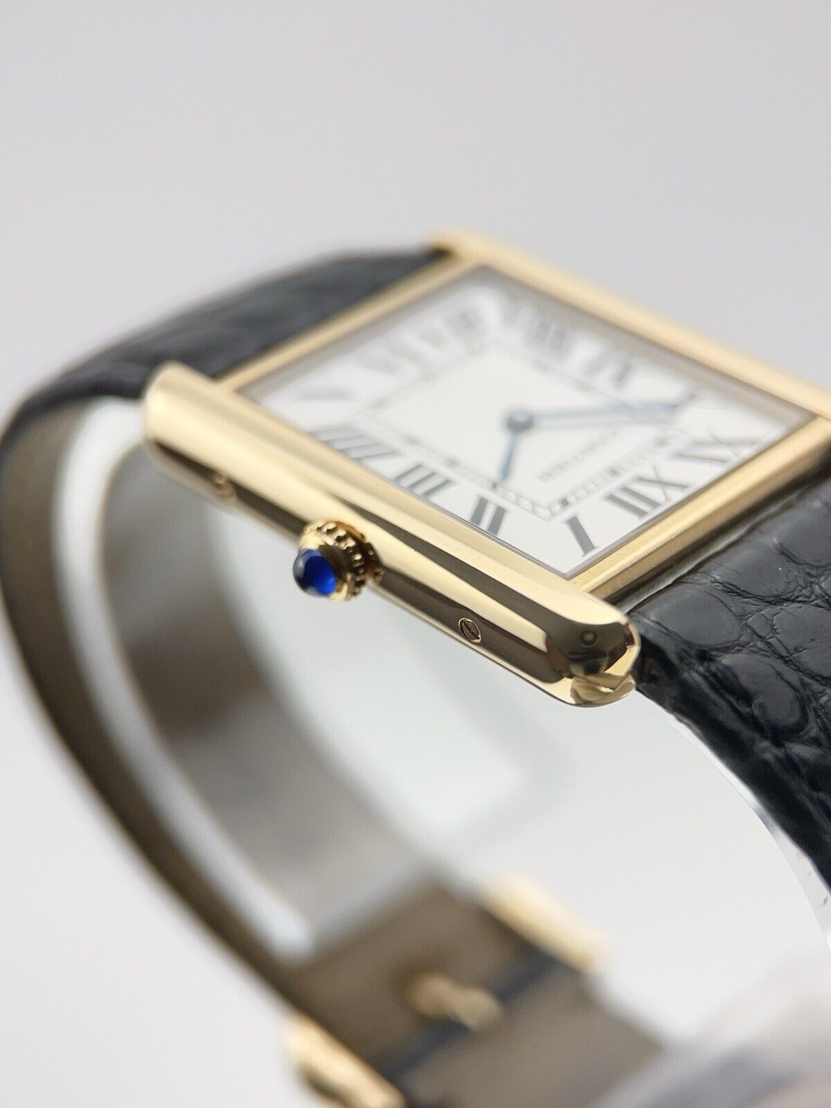27mm Cartier Tank Solo 18k Yellow Gold 2742 Silver Dial Watch
