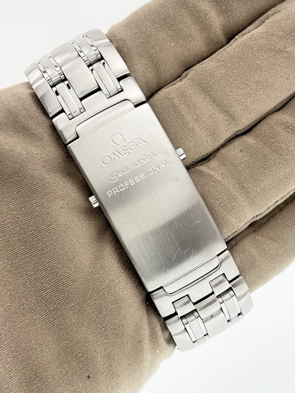 Omega Seamaster Diver 21230416101001 | Birmingham Luxury Watches Birmingham Michigan