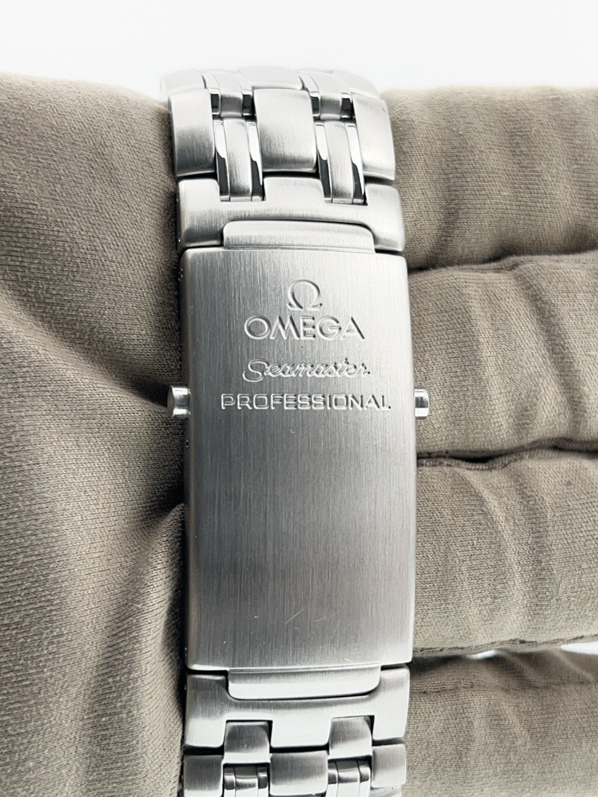 Omega Seamaster Diver 21230416101001 | Birmingham Luxury Watches Birmingham Michigan