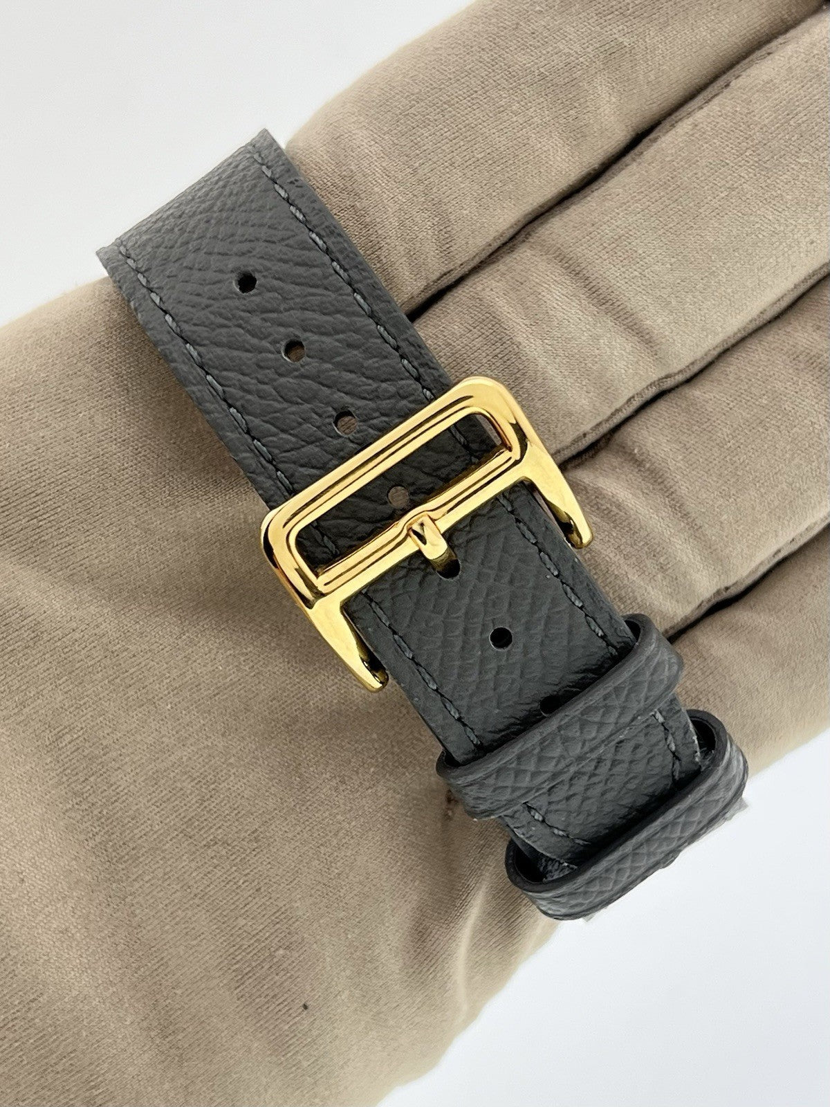 Hermès Dressage 40 DR.785 Mother of Pearl | Birmingham Luxury Watches Birmingham, Michigan