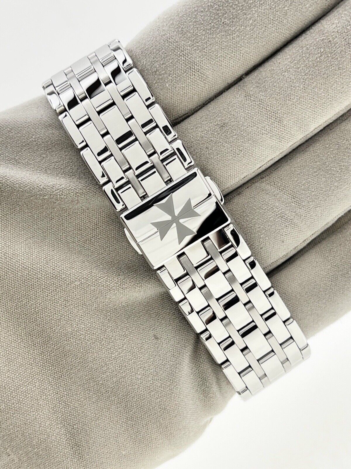 Vacheron Constantin Fiftysix 4600E | Birmingham Luxury Watches
