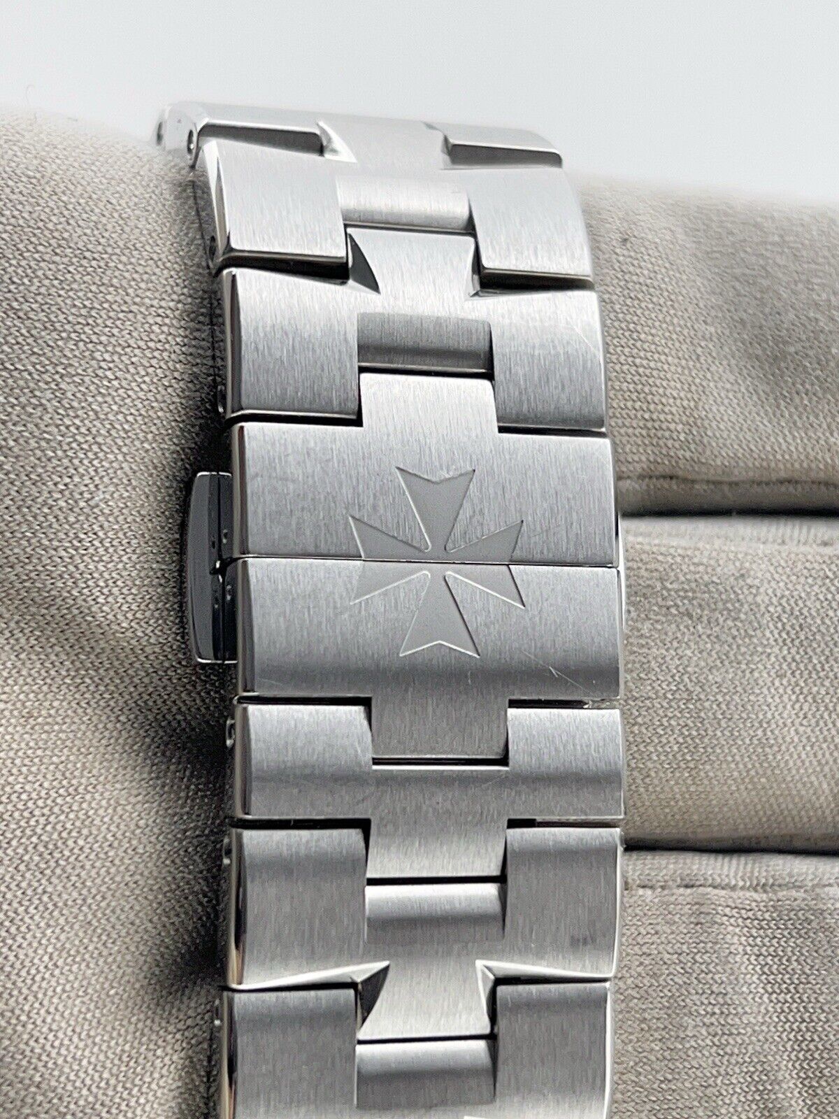 Vacheron Constantin Overseas Chronograph 5500V | Birmingham Luxury Watches