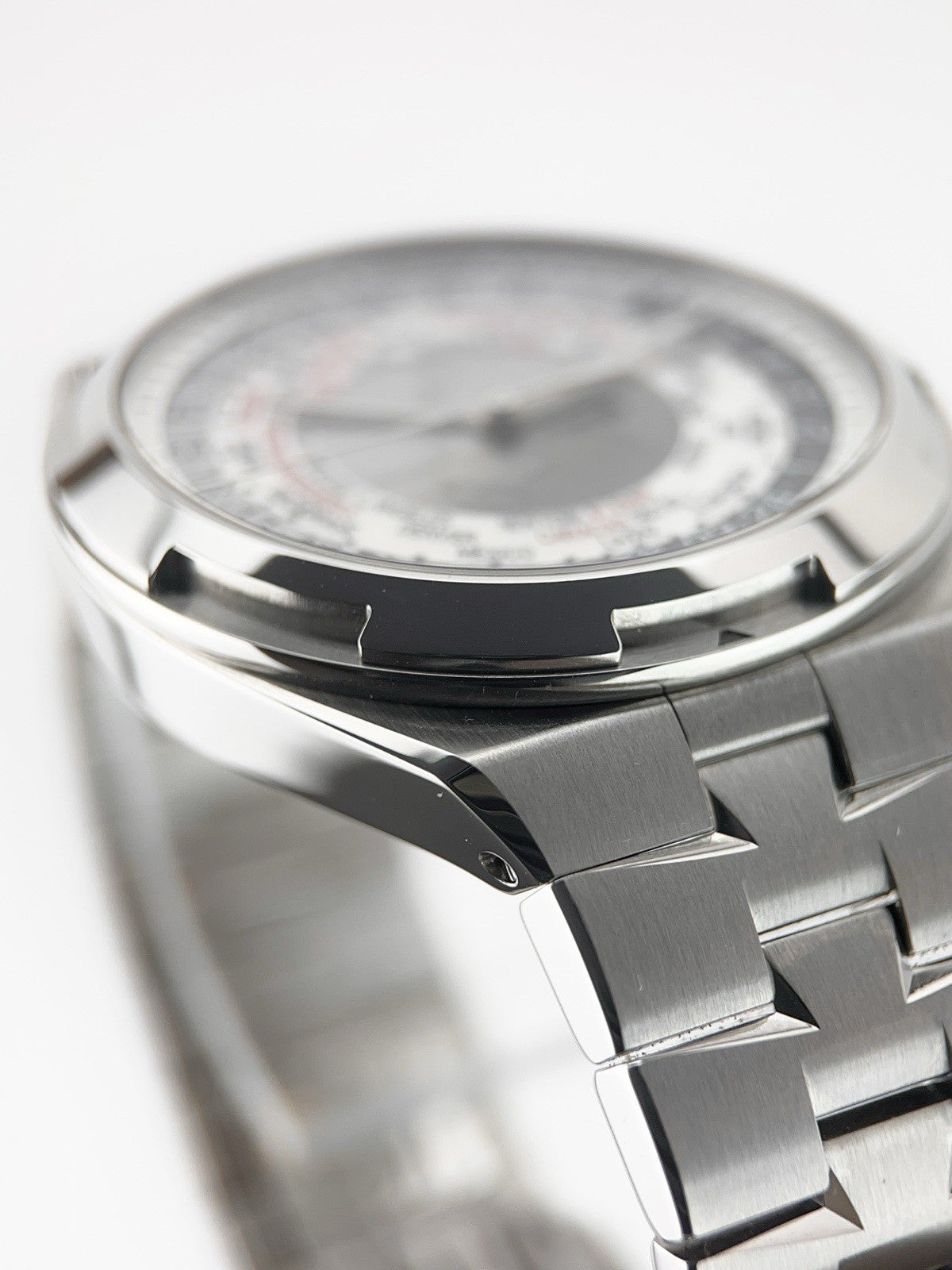 Vacheron Constantin Overseas World Time 7700V | Birmingham Luxury Watches Birmingham Michigan
