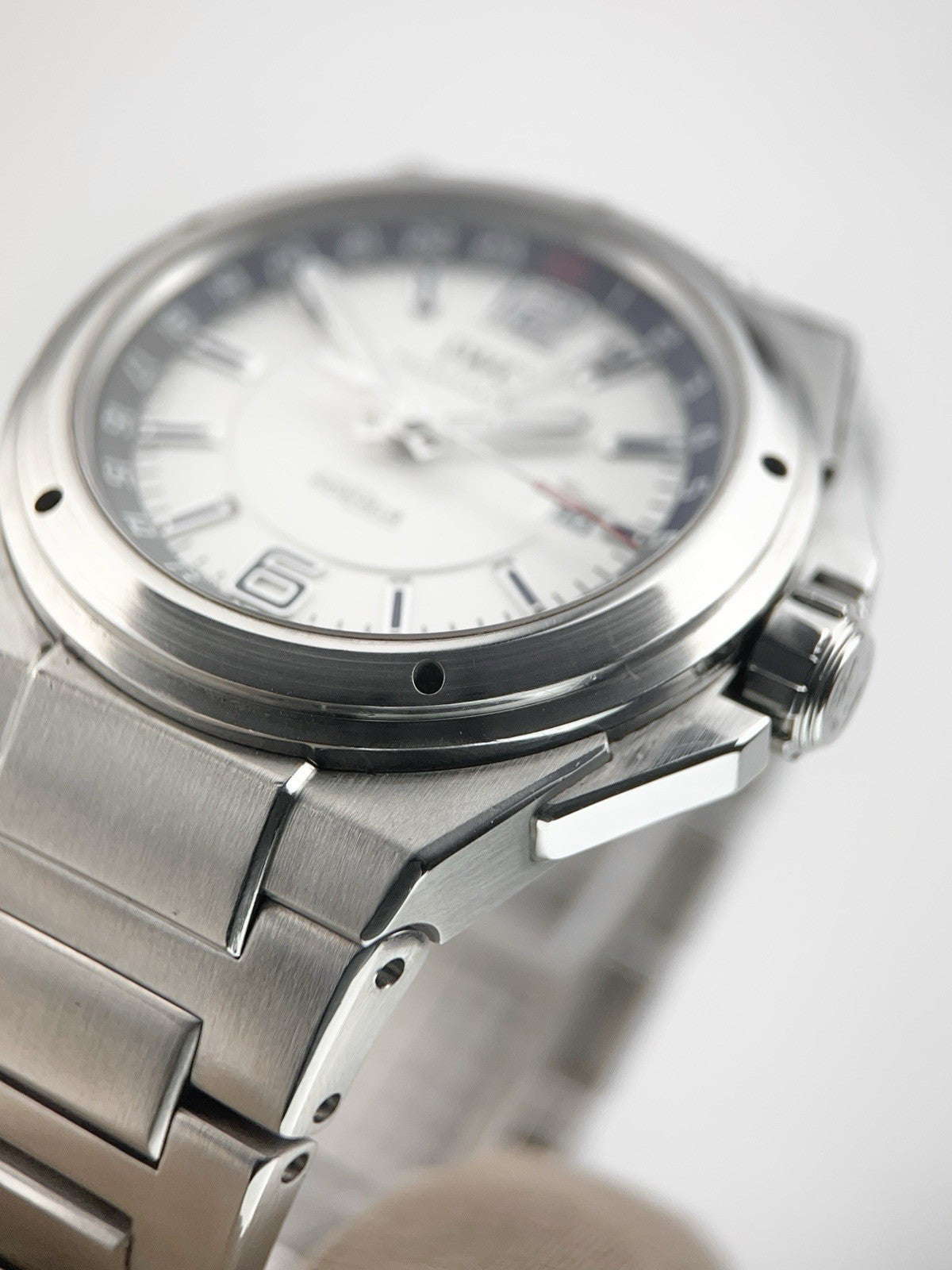 IWC Ingenieur Dual Time Steel Silver Dial 43mm Automatic Men's Watch IW324404