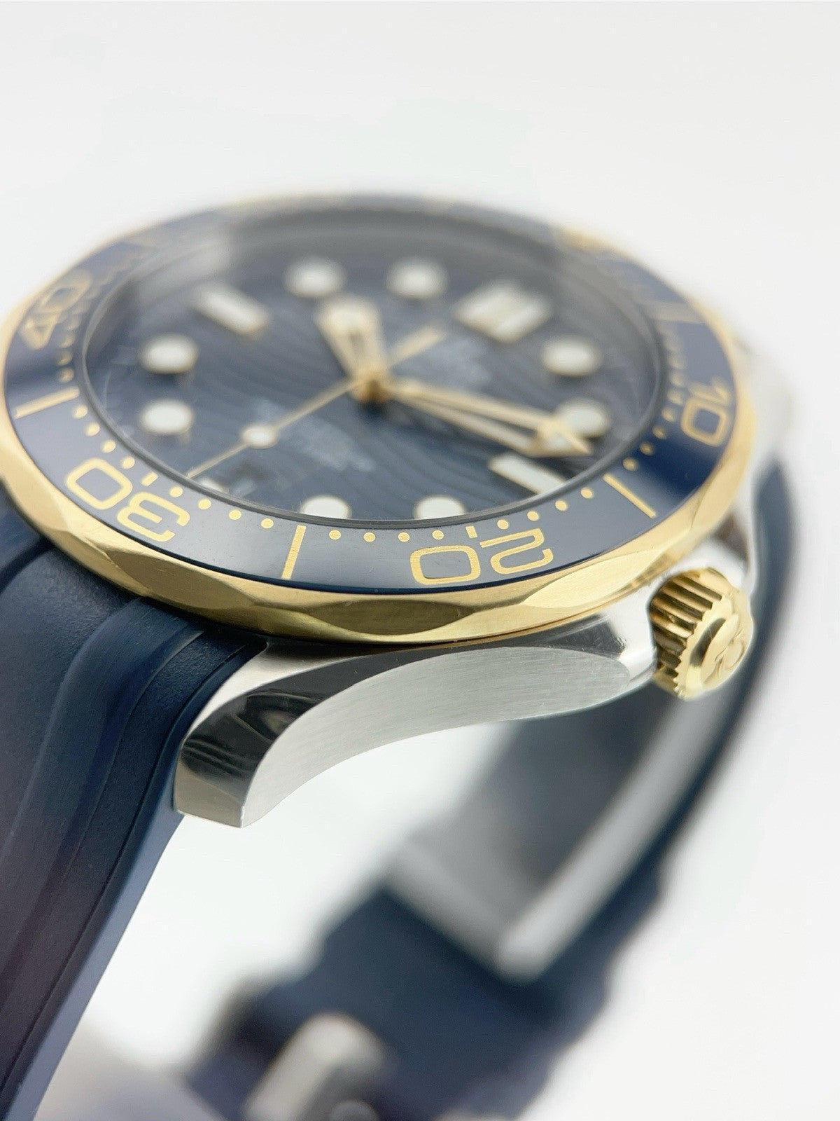 Omega Seamaster Diver Gold Steel Blue Dial 42mm Automatic 210.22.42.20.03.001