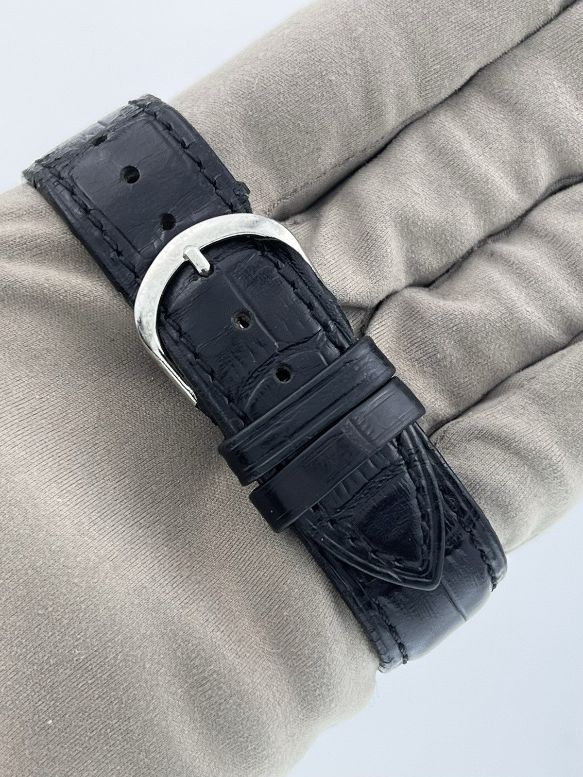Jaeger-LeCoultre Reverso Steel Silver Dial 26mm Manual Wind Men's Watch 270.8.62