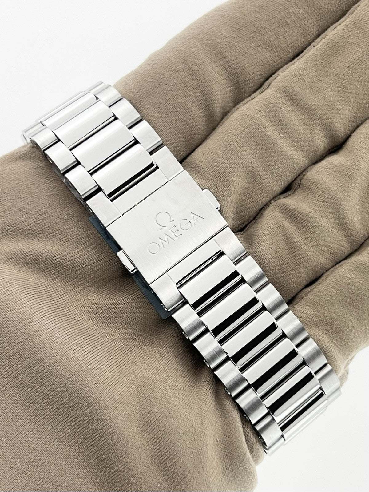 NEW 2025 Omega Seamaster Steel Turquoise Dial 41mm Watch 220.10.41.21.03.006