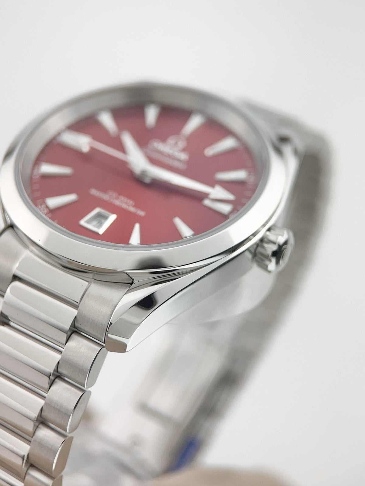 NEW 2025 Omega Seamaster Stainless Steel Red Dial 38mm Watch 220.10.38.20.13.003