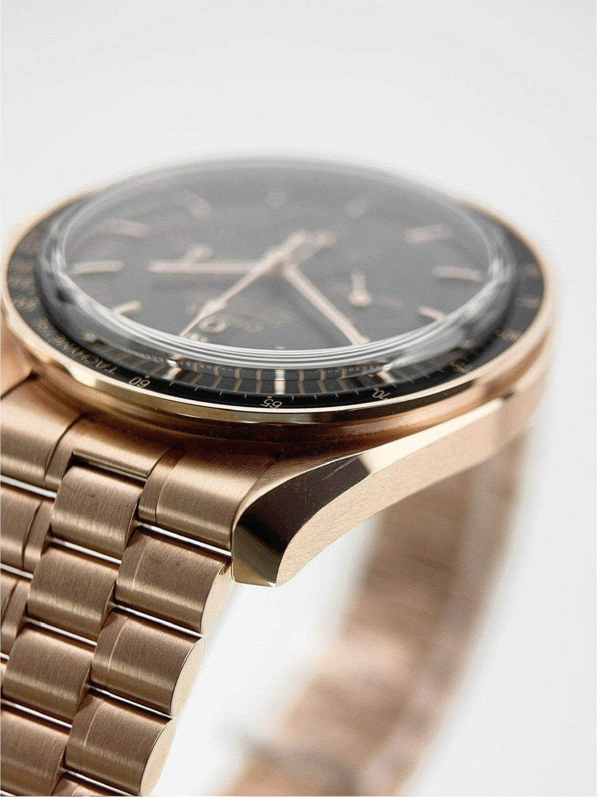 Omega Speedmaster 18k Rose Gold Black Dial 42mm Manual Wind 310.60.42.50.01.001