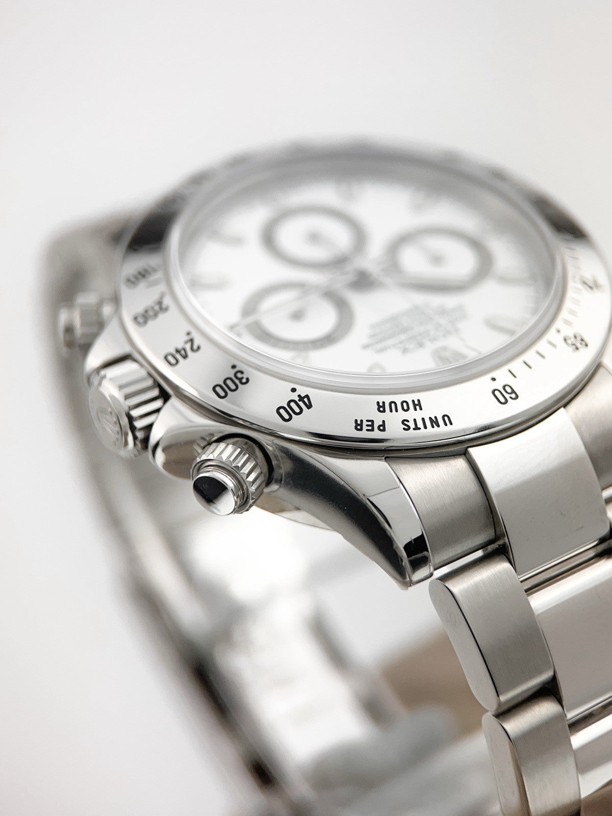 Rolex Daytona Stainless Steel White Dial 40mm Automatic Men’s Watch 116520