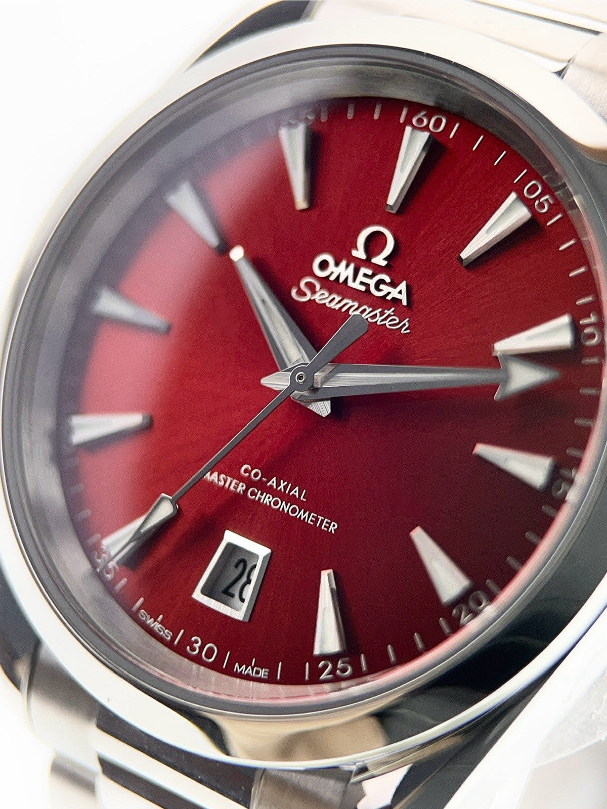 NEW 2025 Omega Seamaster Stainless Steel Red Dial 38mm Watch 220.10.38.20.13.003