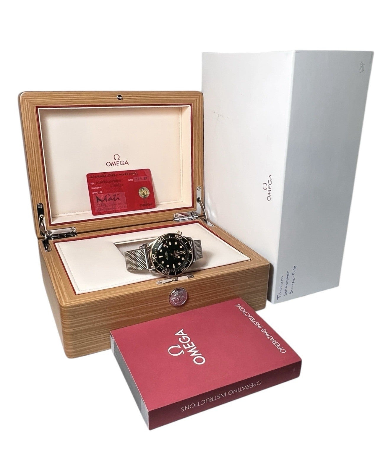 NEW 2025 Omega Seamaster Titanium GREEN Dial 42mm Watch 210.90.42.20.10.001