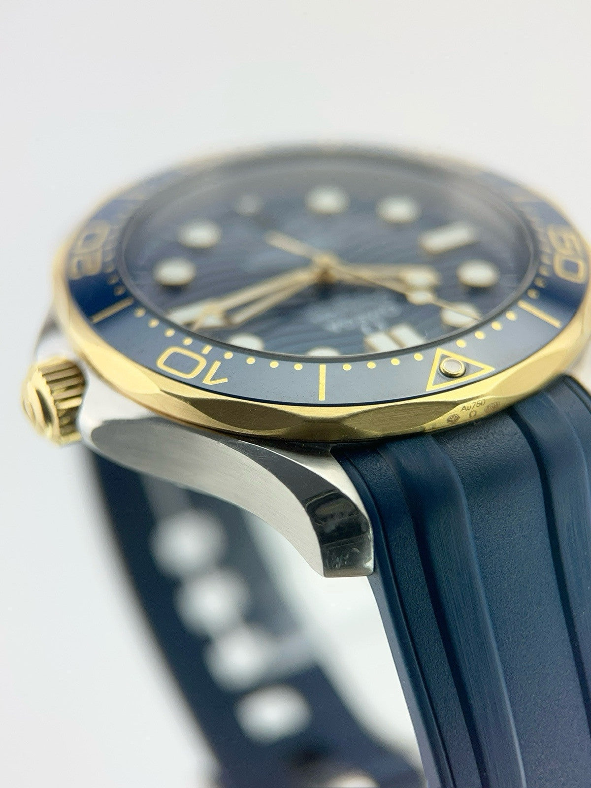 Omega Seamaster Diver Gold Steel Blue Dial 42mm Automatic 210.22.42.20.03.001