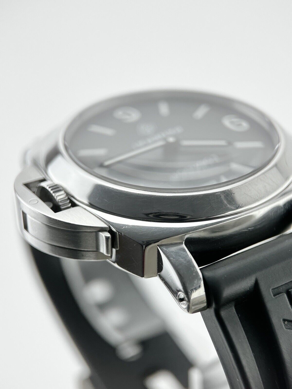 2010 Panerai Luminor Base Logo Men's Watch PAM00000 Manual Wind - Box/Papers