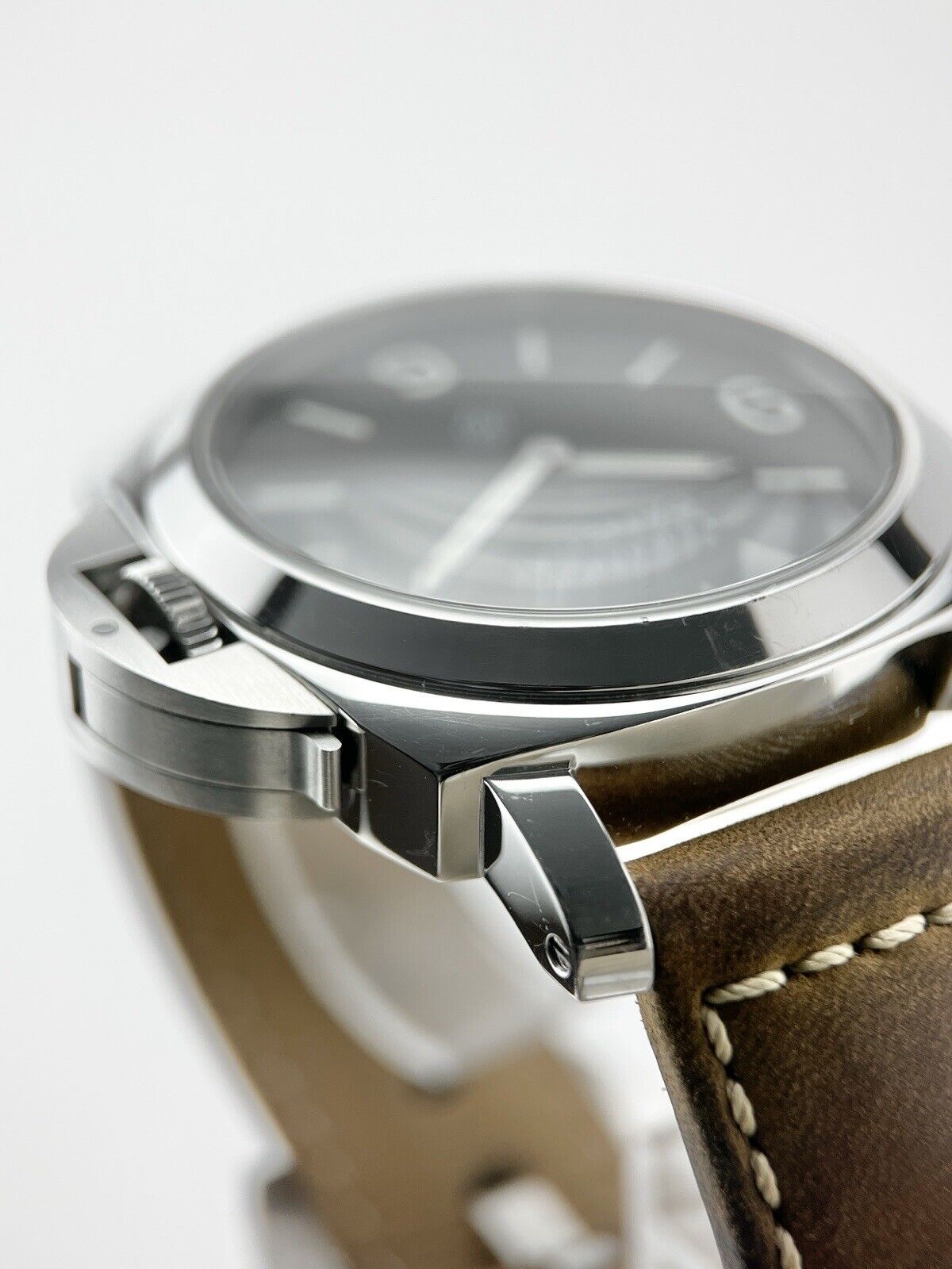 Panerai Base Logo Manual Wind Movement 44mm Black Dial PAM01086 - Box & Papers