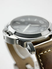 Panerai Base Logo Manual Wind Movement 44mm Black Dial PAM01086 - Box & Papers