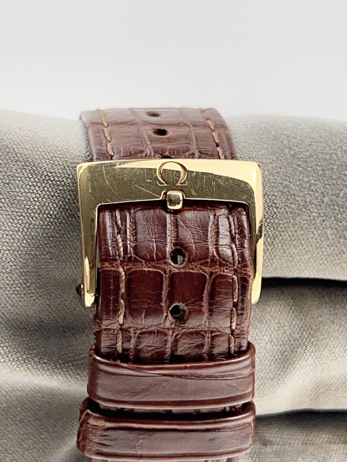 Omega De Ville Tresor 18YG Master Co-Axial Manual Winding 432.53.40.21.02.001