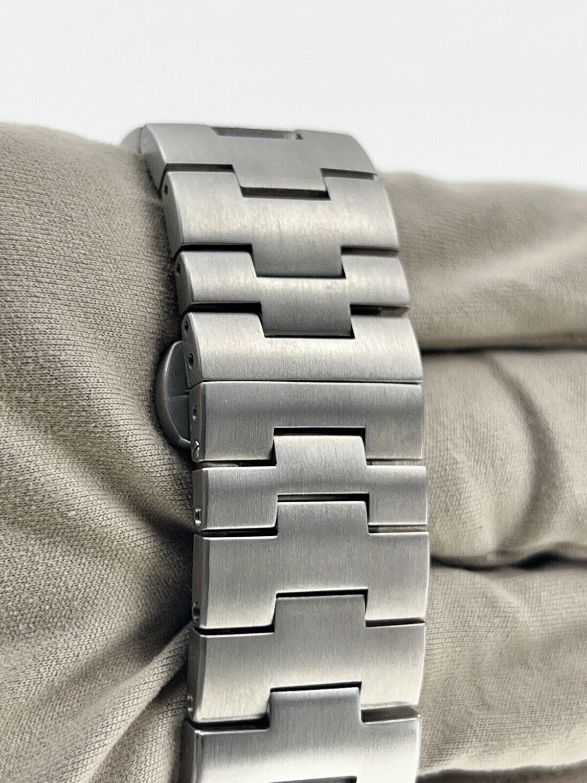 Panerai Luminor 1950 3 Days Titanium 44mm Automatic Men’s Watch PAM00352
