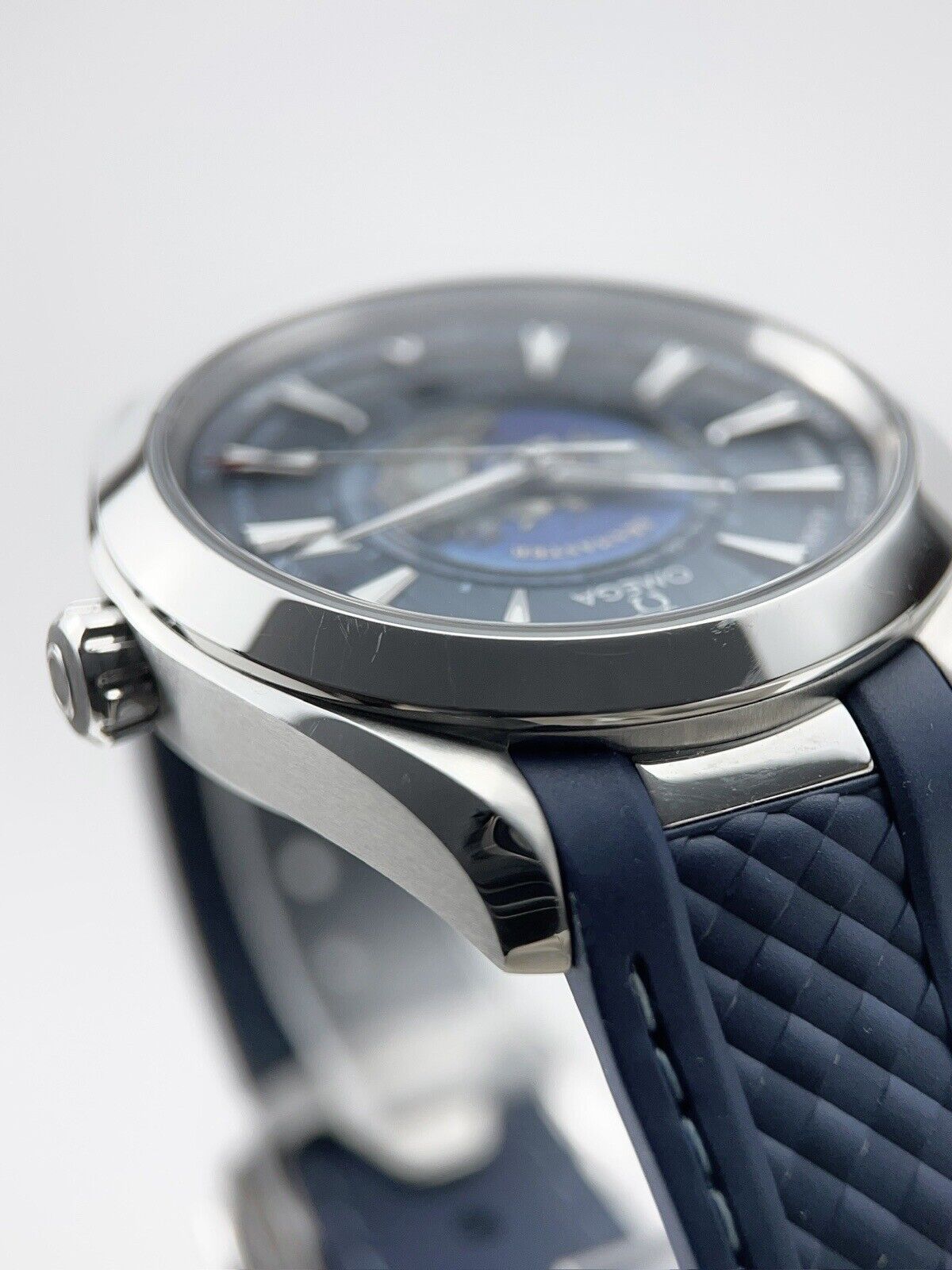 Omega Seamaster Aqua Terra 43mm Automatic Ref. 220.12.43.22.03.001 Box & Papers