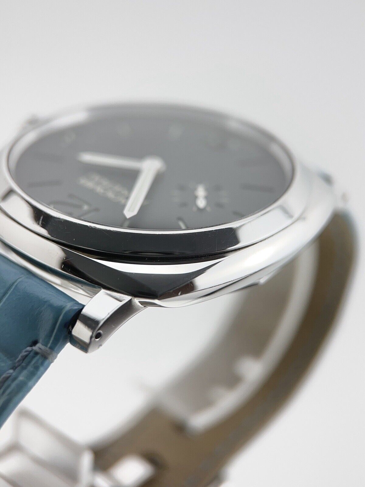 Panerai Radiomir 1940 3 Days Stainless Steel Black 42mm Manual Wind Mens Watch