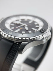 Breitling Superocean 46 Stainless Steel Black 46mm Automatic Men’s Watch A17378