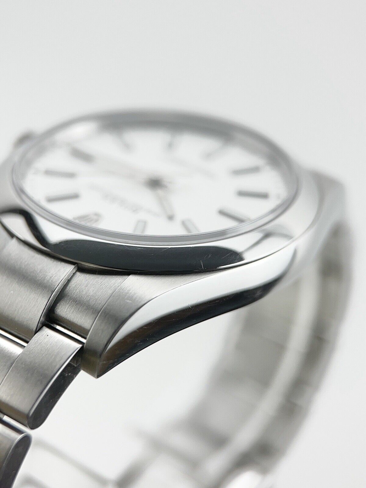 Rolex Oyster Perpetual 39 Steel White Automatic Men’s Watch 114300 - Box/Papers