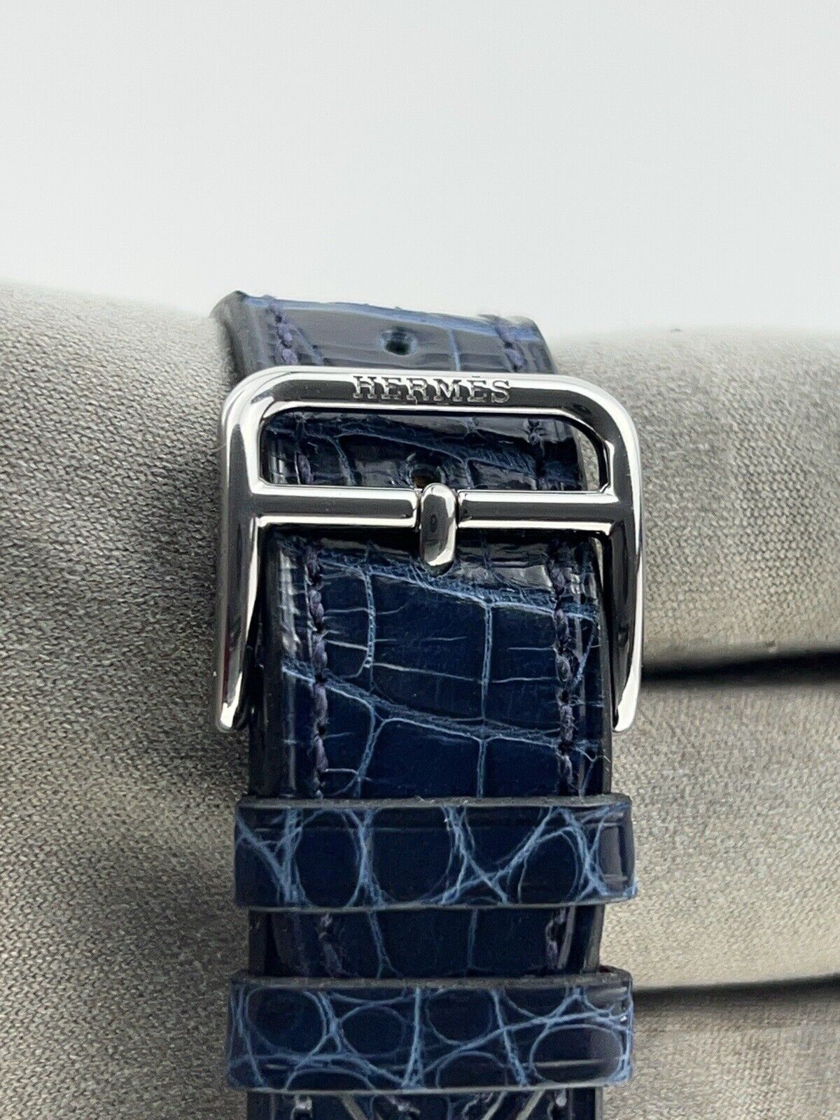 Hermes Arceau Le Temps Stainless Steel Blue 38mm Automatic Men’s Watch AR10.510