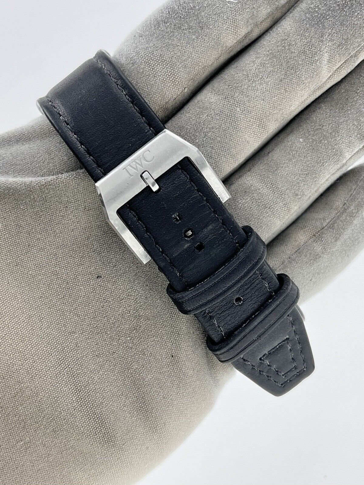 IWC Pilot Mark Stainless Steel Black 40mm Automatic Men’s Watch IW327009