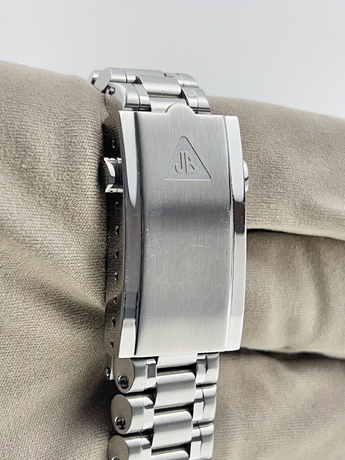 Jaeger LeCoultre Deep Sea Chronograph Steel 42mm Automatic Men’s Watch 135.8.CB