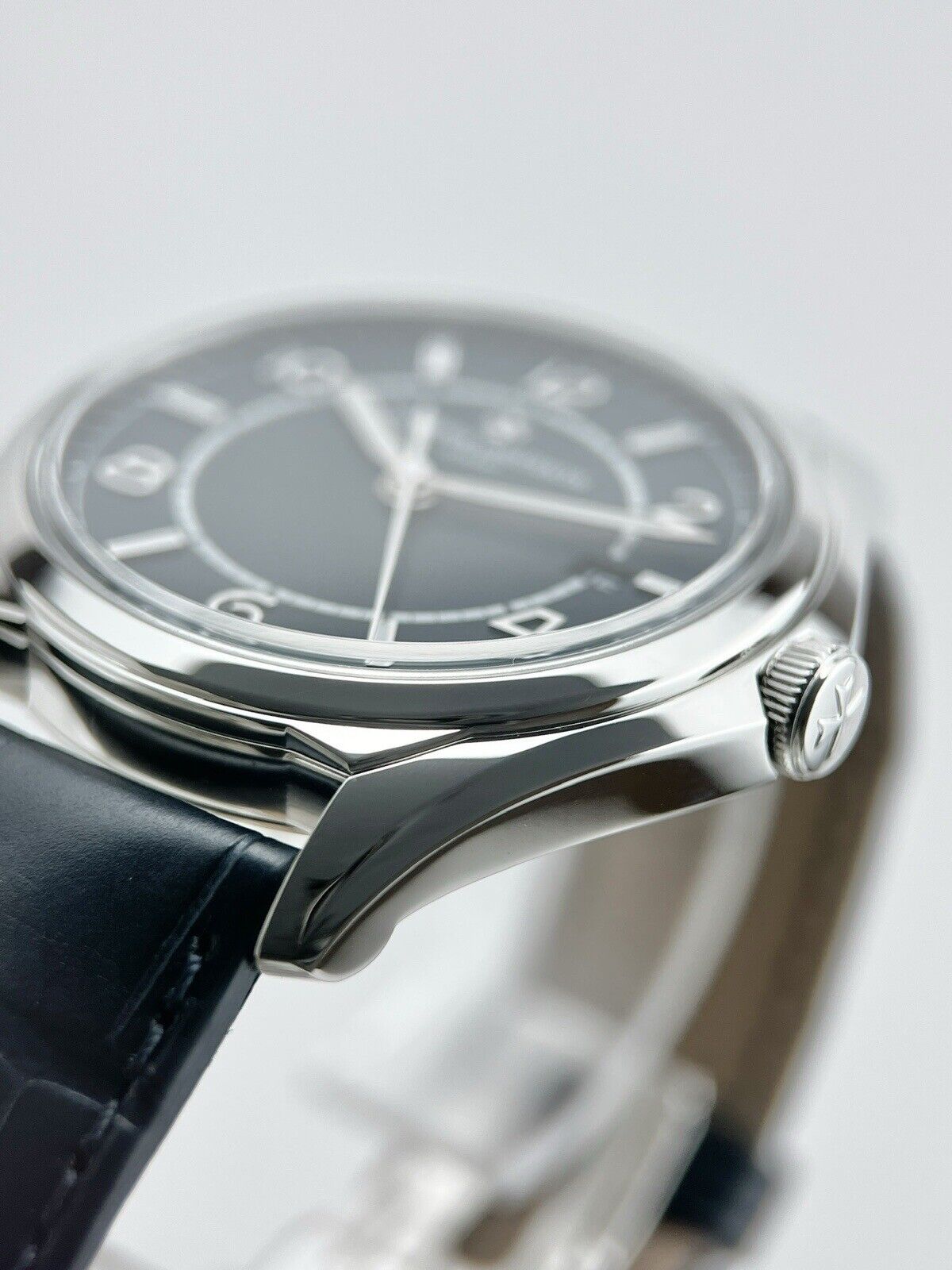 2023 Vacheron Constantin Fiftysix 40mm Automatic Watch 4600E -  Box & Papers