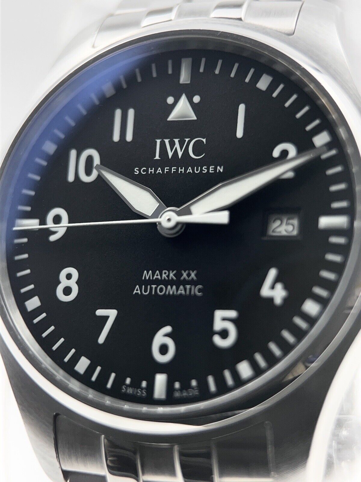 IWC Pilots  Stainless Steel Automatic 40 mm Black Watch IW328202 Box And Papers
