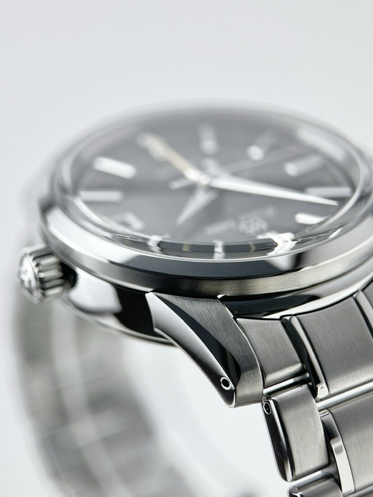 NEW 2023 Grand Seiko Autumn Kanro Automatic 40mm  SBGE271 - Box And Papers