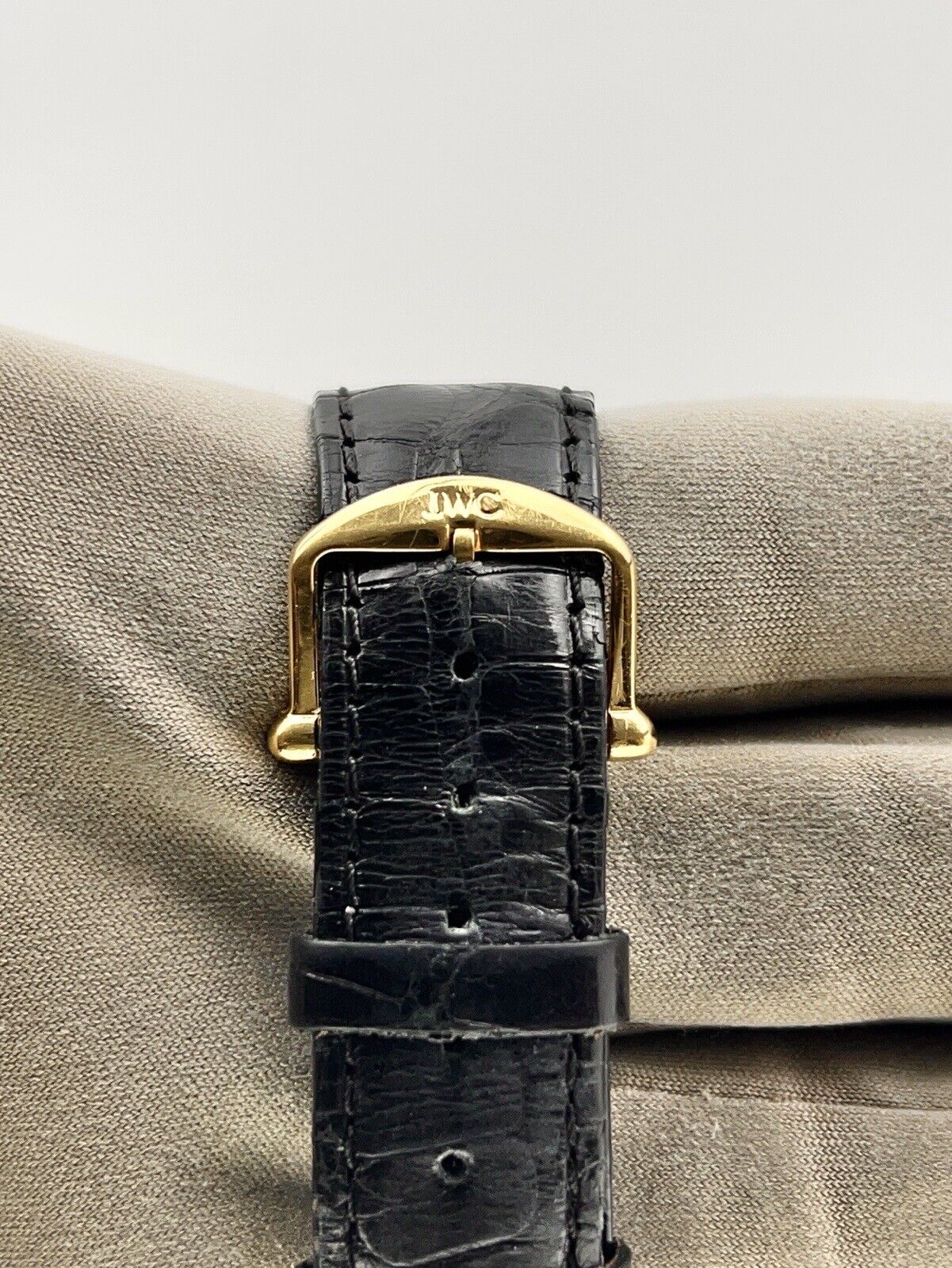 IWC Da Vinci Perpetual Calendar 18k Yellow Gold 39mm Automatic Men’s Watch