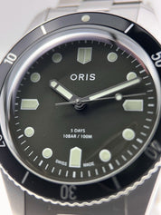 Oris Divers Stainless Steel Green 38mm Automatic Men’s Watch 7774 Box & Papers