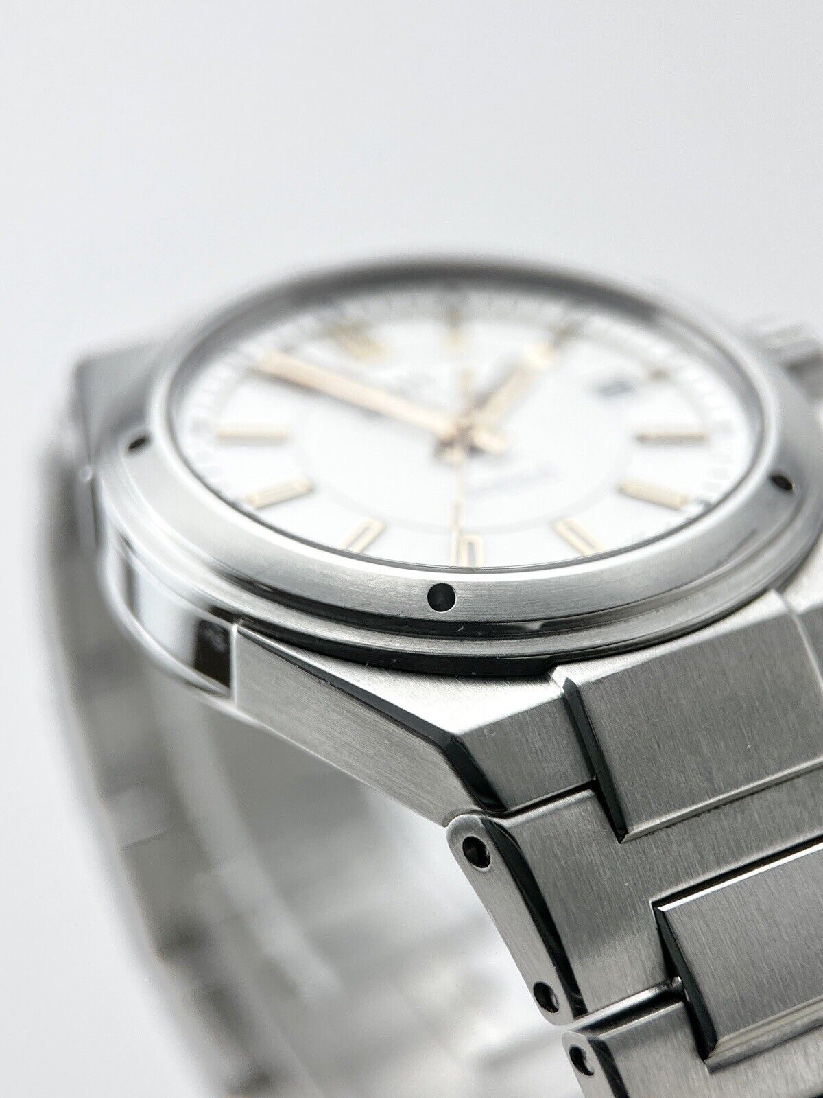 IWC Ingenieur Automatic Watch 40mm White Dial Gold Hands IW323906 W/ Box