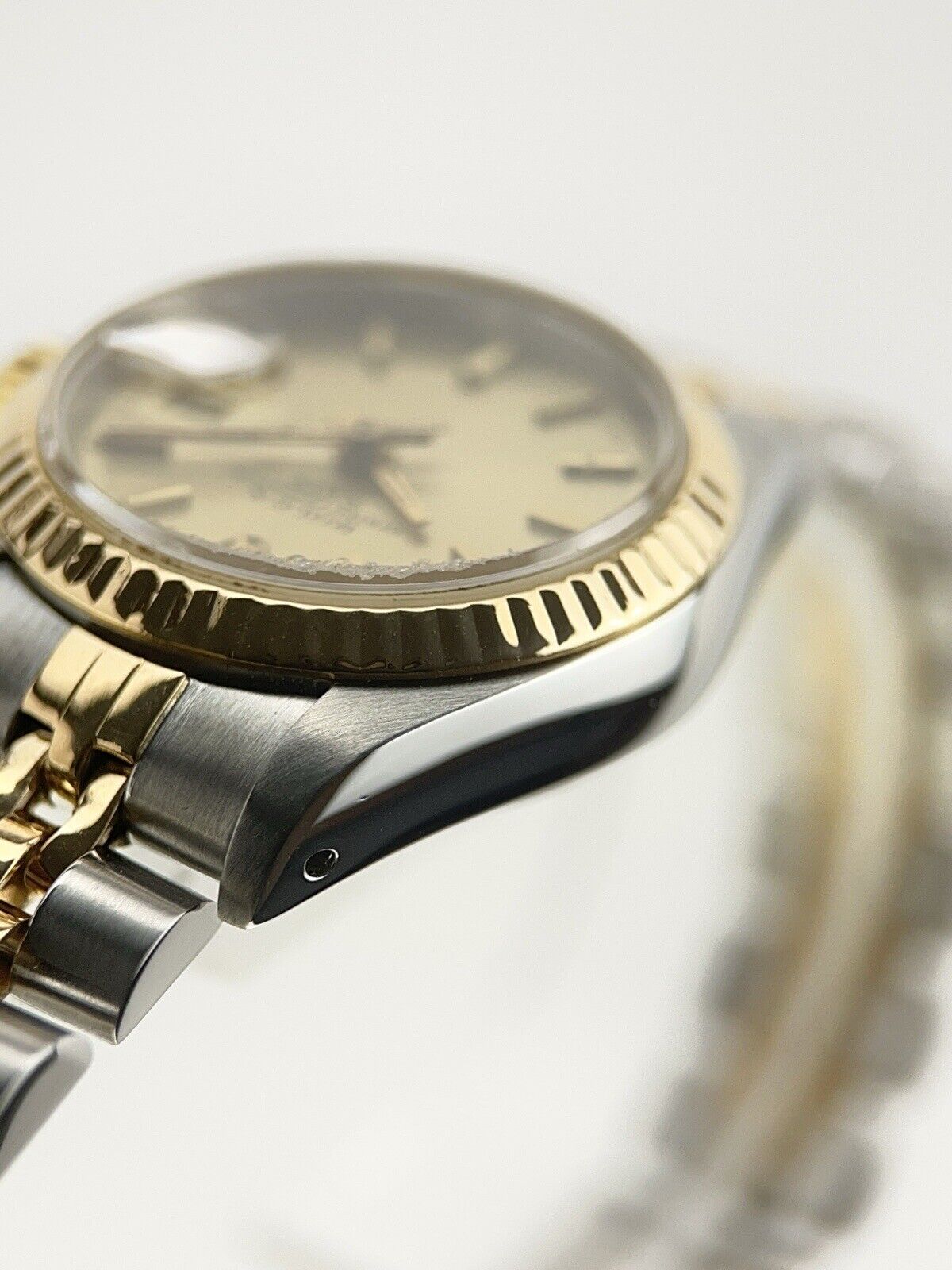 Rolex Lady Datejust Automatic 26mm Champagne Dial 18k YG/SS 6917 - Box & Paper