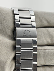 Omega Speedmaster 57 Stainless Steel Black 42mm Automatic Men’s Watch B&P 2022